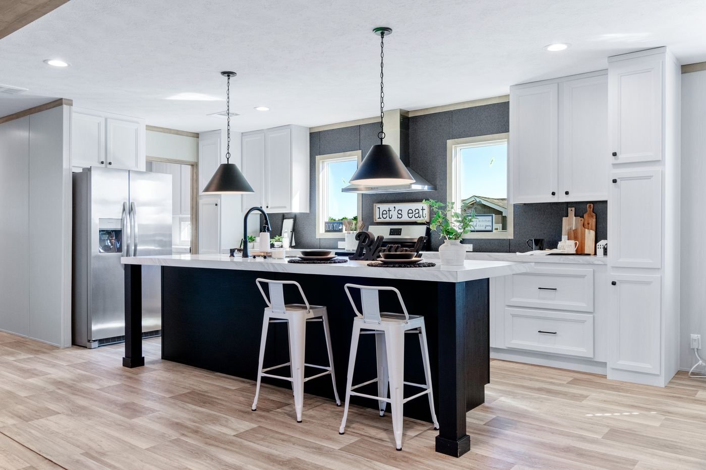 Independent / Anatolia XL SLT28683AH — manufactured home photo 9 at Texas Home Outlet in Huffman, TX