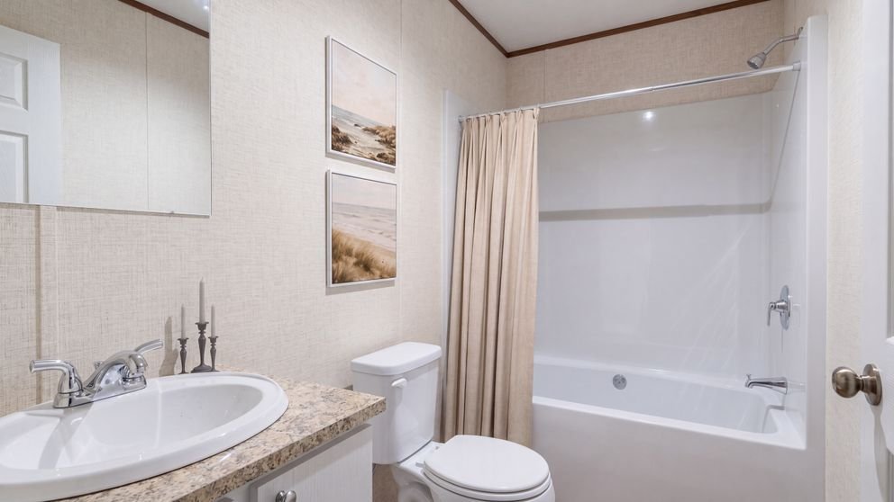 Epic Experience / The Mariner CEE16763EH — manufactured home photo 8 at Texas Home Outlet in Huffman, TX